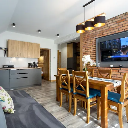 Aramika Sklářská Poruba